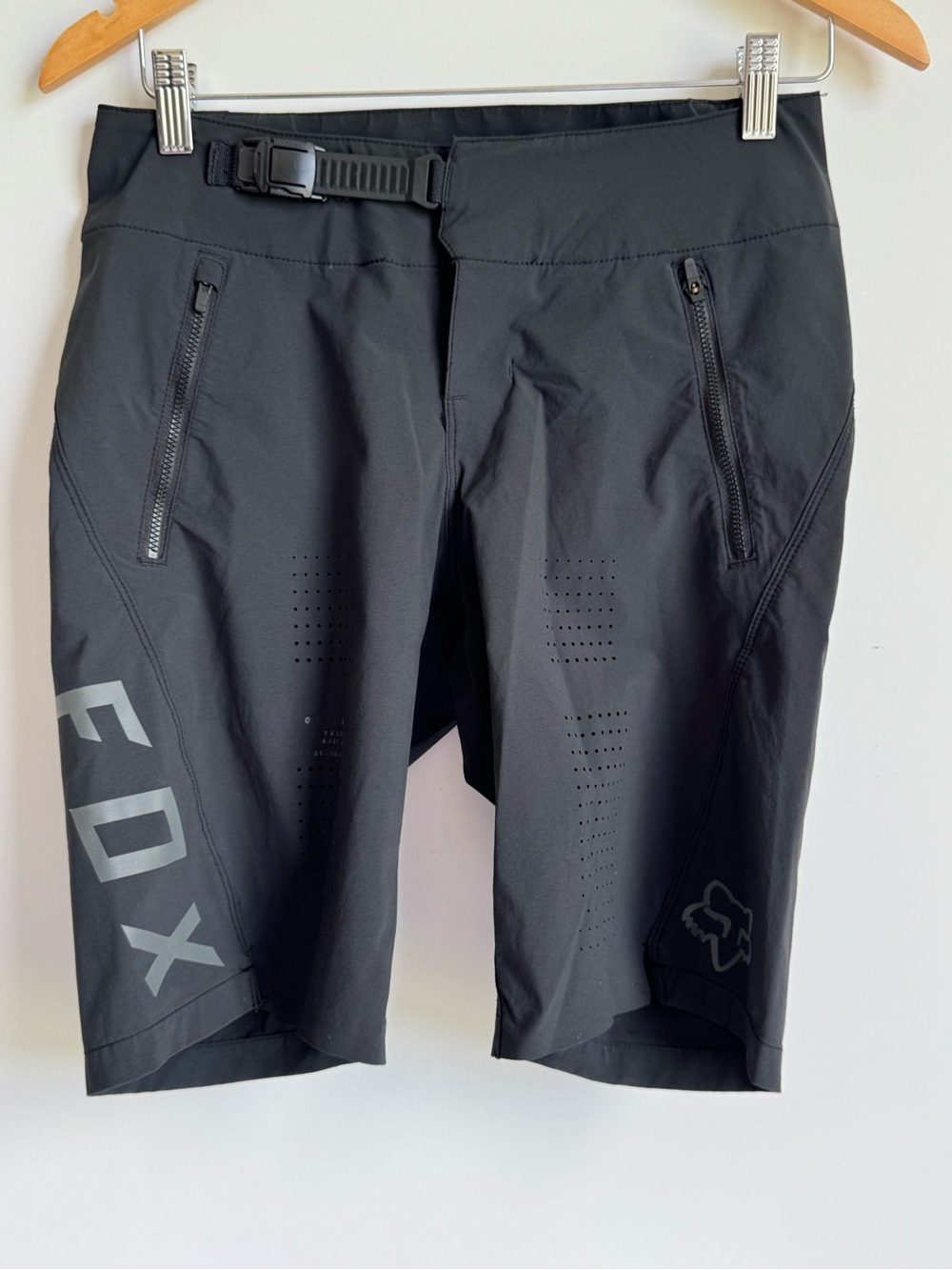 Fox Men's Flexair Shorts men 28 black mountain bike lightweight DWR outdoor
